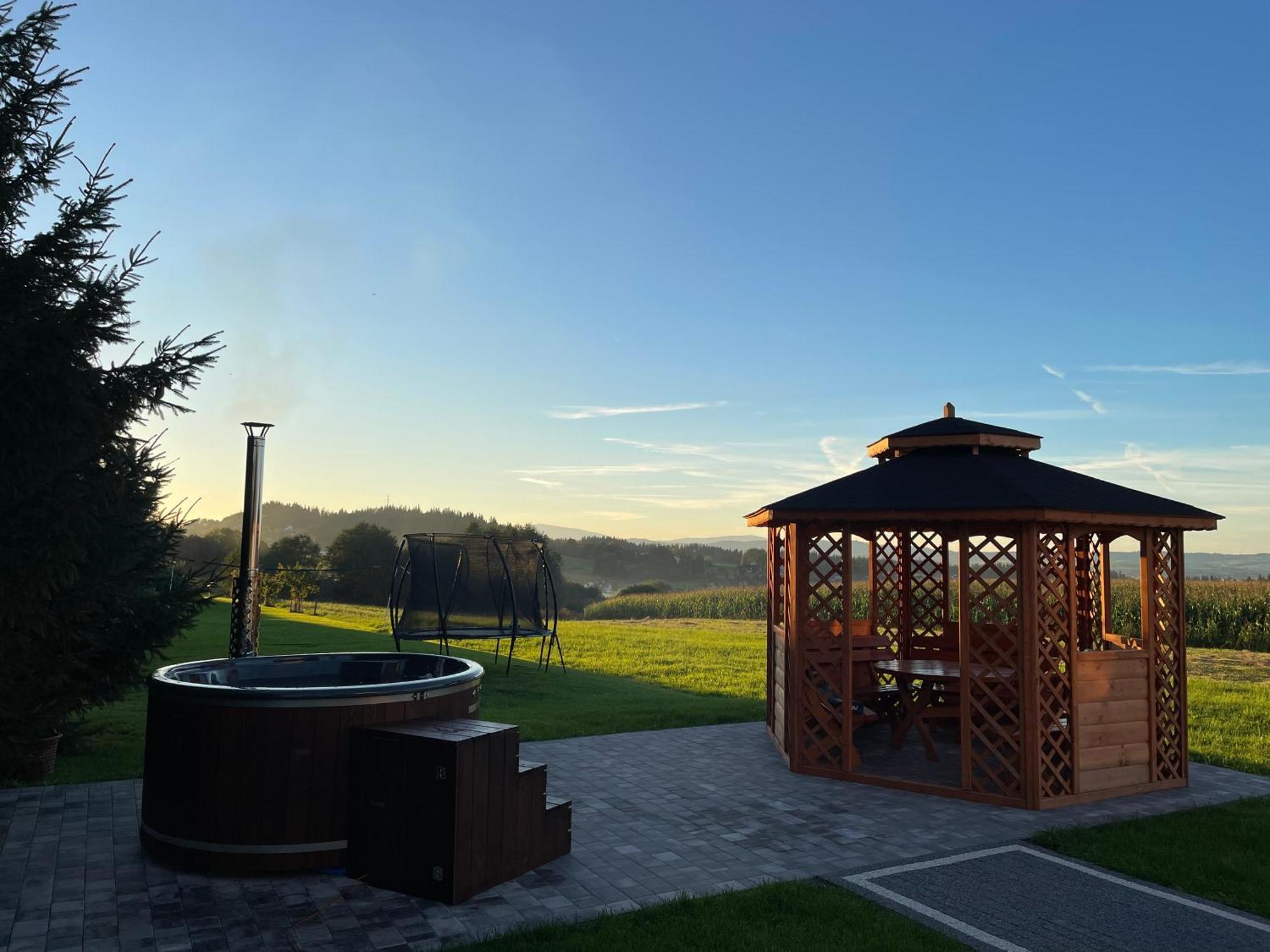 Holiday home Stylove Z Jacuzzi Banska Nizna